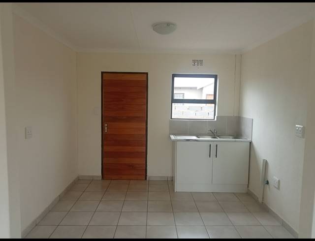 3 BEDROOM HOUSE FOR SALE IN RIVERSDALE